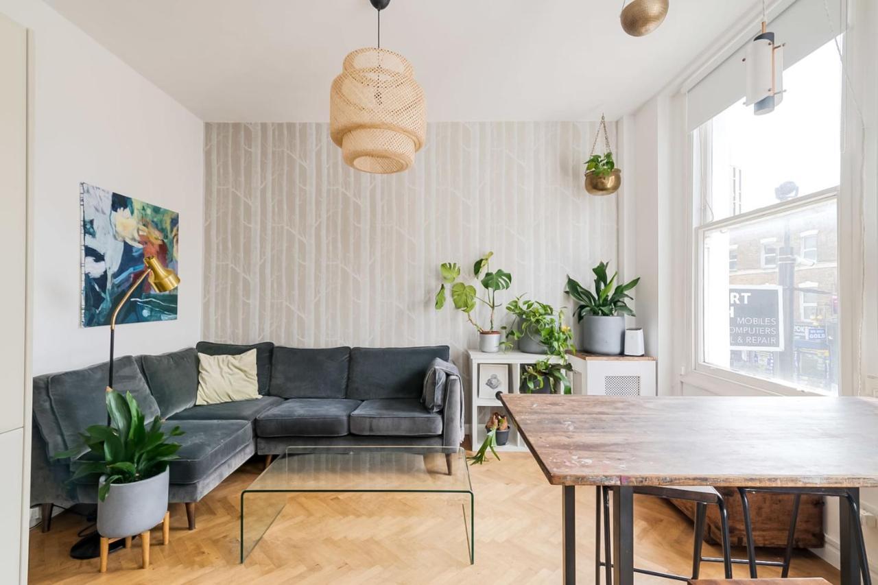 Artsy Dalston Flat Londra